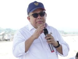 Tegaskan Prabowo Paham Ekonomi, Fahri Hamzah: Danantara Dana Siapa?