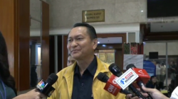Ketua Komisi XII DPR RI Bambang Patijaya di Kompleks Parlemen, Senayan, Jakarta, Jumat (27/2/2025). (ANTARA/Melalusa Susthira K.)