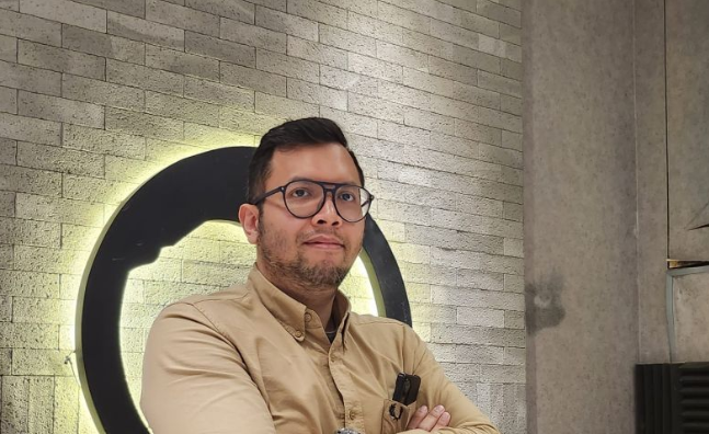 Spesialis Bedah Toraks, Kardiak dan Vaskular Eka Hospital BSD Tangerang dr. Akmal Alfaritsi Hamonangan. (ANTARA/Irfan).
