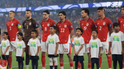 Pemain timnas Indonesia saat tampil melawan timnas Australia dalam laga ketujuh kualifikasi Piala Dunia 2026 Grup C di Stadion Sepak Bola Sydney, Kamis (20/3/2025). Laga ini dimenangkan Australia dengan skor 5-1. (ANTARA/HO-PSSI)