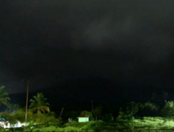 Erupsi Gunung Lewotobi Laki-laki Tercatat Sabtu Malam, Status Tetap Awas