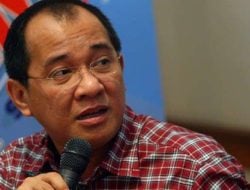 Akbar Faizal: Rakyat Harus Melek Politik, Jangan Hanya Terima Bansos