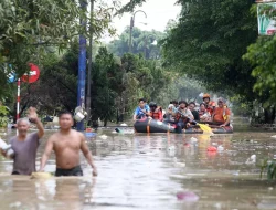 Banjir Parah di Bekasi, Bogor, dan Jakarta, Adian Napitupulu Sarankan Kepala Daerah Duduk Bareng dan Kerja Sama