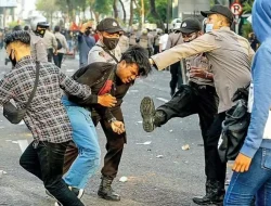 Demo Tolak UU TNI Ricuh, Gigin Praginanto: Hormat Setinggi Langit untuk Mahasiswa