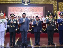 Penganugerahan Tanda Kehormatan Republik Indonesia kepada Menhan dan Kepala BIN RI