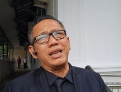 Pengacara Penggugat Ijazah Jokowi Ditersangkakan, Ferdinand Hutahean: Tak Gugurkan Haknya Menggugat Ijazah Jokowi