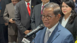 Gubernur DKI Jakarta Pramono Anung Wibowo saat dijumpai usai Rapat Paripurna di Gedung DPRD DKI Jakarta, Rabu (9/4/2025). ANTARA/Lifia Mawaddah Putri.