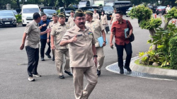Sejumlah perwakilan pengurus Persatuan Purnawirawan TNI AD tiba di Istana Kepresidenan, Jakarta, Rabu (30/4/2025). (ANTARA/Fathur Rochman)