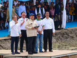 Gunakan Drone Tebar Benih, Prabowo Pimpin Tanam Padi Nasional di Sumsel