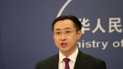 Juru Bicara Kementerian Luar Negeri China Lin Jian dalam konferensi pers di Beijing pada Senin (12/5). (ANTARA/Desca Lidya Natalia)