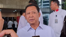 Arsip foto - Wakil Ketua KPK Fitroh Rohcahyanto saat memberikan keterangan pers di Gedung Pusat Edukasi Antikorupsi KPK, Jakarta, Senin (21/4/2025). (ANTARA/Rio Feisal)