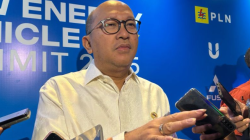 Menteri Investasi dan Hilirisasi/Kepala Badan Koordinasi Penanaman Modal (BKPM) Rosan Roeslani ditemui usai menghadiri New Energy Vehicle Summit 2025 di Jakarta, Selasa (6/5/2026). (ANTARA/Maria Cicilia Galuh)