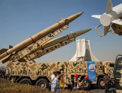 Iran Luncurkan Rudal Balistik Qassem Basir, Klaim Sistem Pertahanan THAAD AS dan Pertahanan Israel Tak Sanggup Mencegatnya