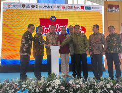 Holiday Sale 2025 Resmi Diluncurkan, Airlangga: Pasar Domestik Harus Tumbuh Capai Rp 1.400 Triliun