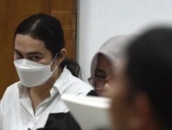 Istri Bos Judol Kominfo Borong Mobil Mewah dan Barang Bermerek dari Hasil Melindungi Situs Judol di Era Menteri Budi Arie