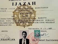 Politisi Senior PDIP Ungkap Hal Terbaru Terkait Ijazah Jokowi