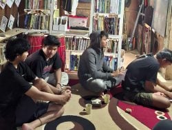 Jelang Iduladha di Sanggar Seni Budaya Batugarumbing, Bahas Pengaruh AI di Lingkaran Seni Rupa