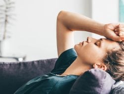 Kenapa Overthinking Datang Saat Sendirian?