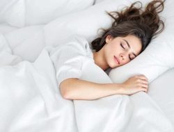 Badan Bisa Tambah Gemuk Karena Kurang Tidur, Nggak Percaya?