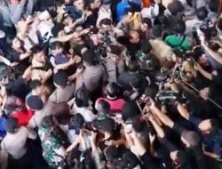 Jhon Sitorus: Kalau Tom Lembong Korupsi, Mengapa Rakyat Terus Dukung?