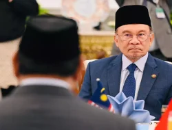 Tekanan Politik terhadap Anwar Ibrahim Makin Kuat, Parlemen Malaysia Bandingkan Sambutan Presiden Prabowo di Prancis