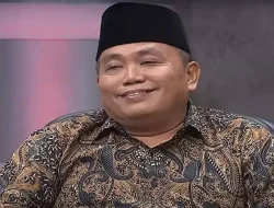 Arief Puyouno ke Prof Sofian Effendi: Terbelakang Sekali Ngomongnya sebagai Profesor