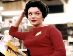 Connie Francis, Penyanyi Pop Amerika Meninggal di Usia 87 Tahun