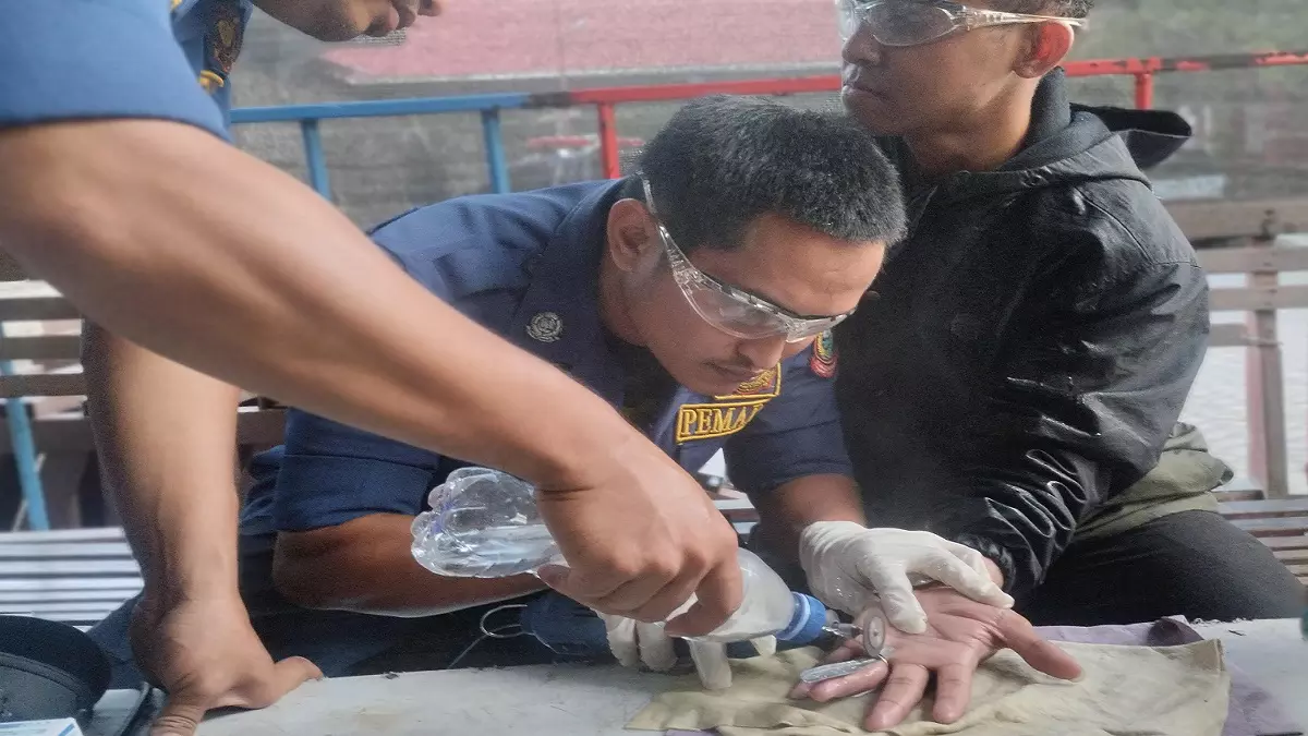 Buaya Merah Selalu Siaga! Cerita Damkar Makassar Lepas Cincin Hampir Tiap Hari
