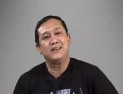 AS Bisa Kelola Data Pribadi Rakyat Indonesia, Denny Siregar Beri Peringatan