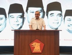 Pesan Prabowo Disampaikan Muzani, Denny Siregar: Begitu Cara Jaga Jabatan