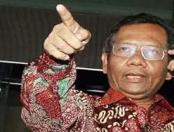 Mahfud MD Bongkar Gaji Pejabat: Gak Ngapa-ngapain Saja Sudah Kaya!