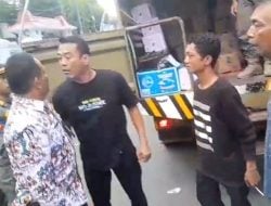Ricuh, Penggalangan Donasi Demo Tolak Tarif PBB Naik 250 Persen, Satpol PP Rampas Hasil Donasi