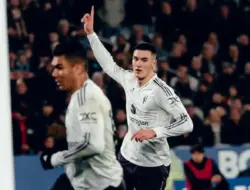 Manchester United Imbang, Fans MU Frank Ilet Kembali Gagal Potong Rambut